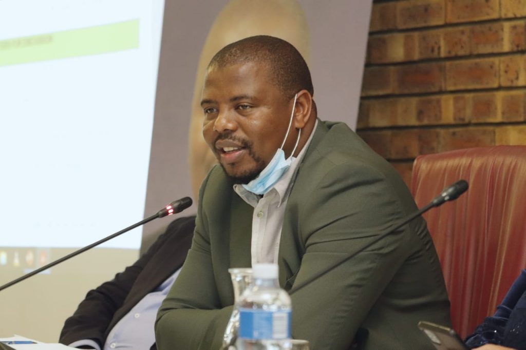 MEC HLOMUKA READS RIOT ACT TO UTHUKELA WATER BOARD AND ITS SHAREHOLDERS